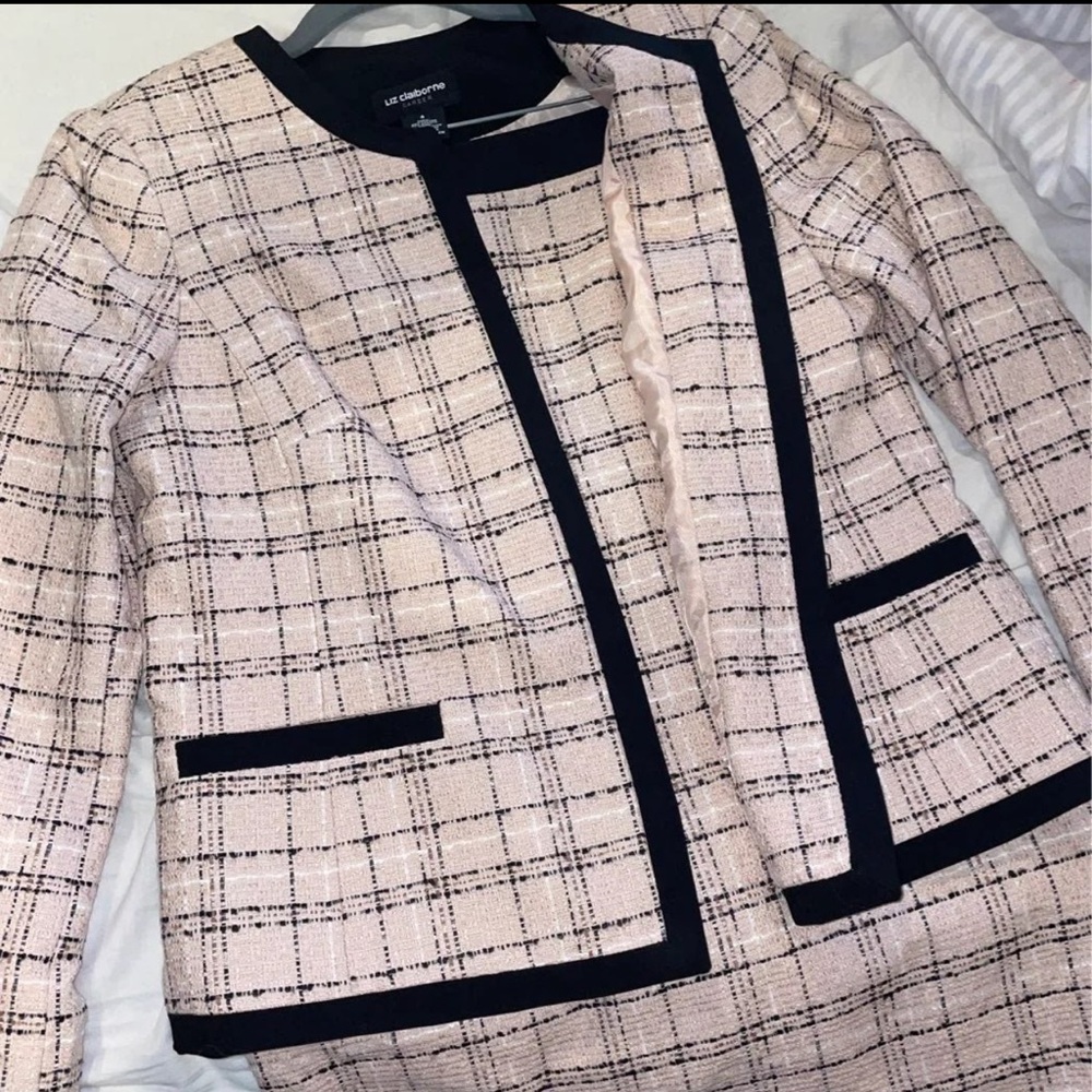 Liz Claiborne set